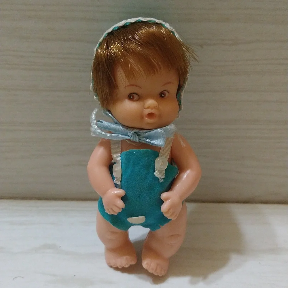 Vintage 1960's Uneeda Baby Doll